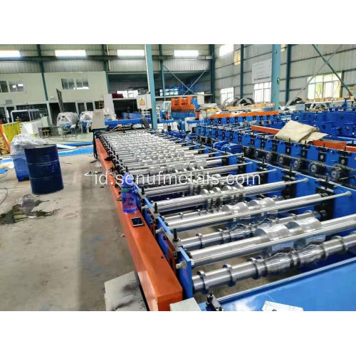 915mm Baja Lantai Logam Deck Scaffolding Mesin Roll Forming